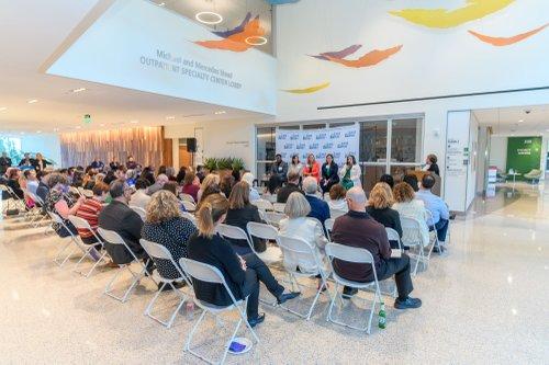 mobile - carousel-hero-element image-4